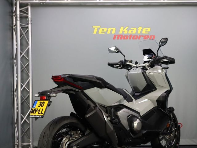 honda - x-adv