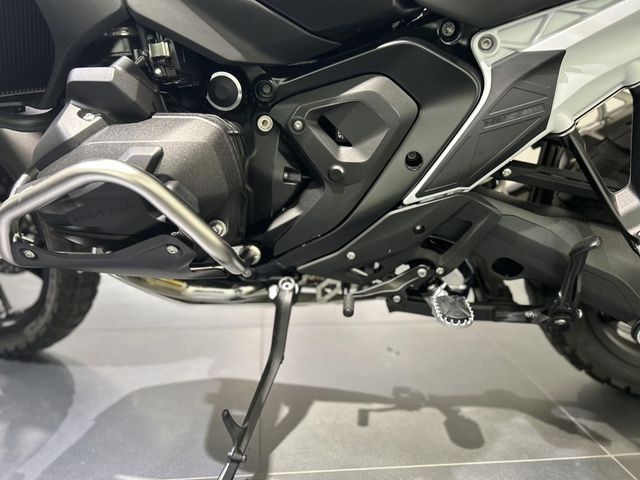 bmw - r-1300-gs