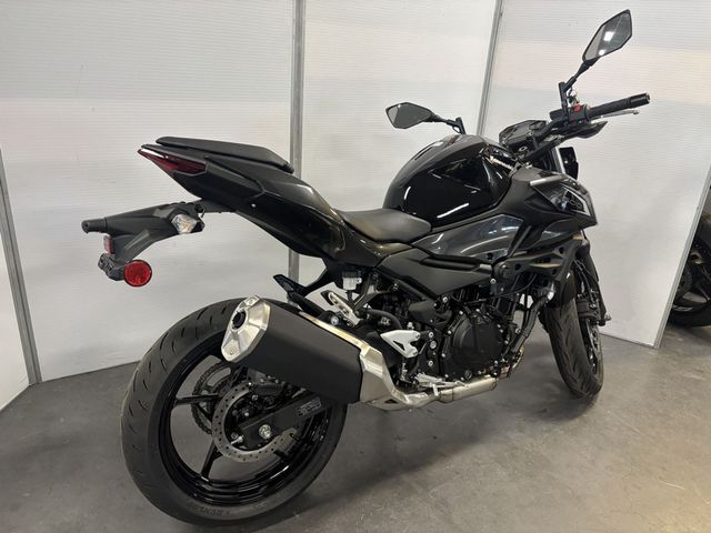 kawasaki - z-500