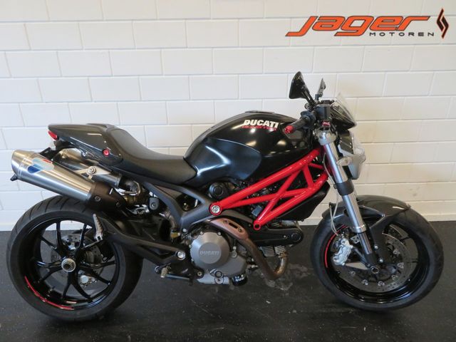 ducati - 796-monster