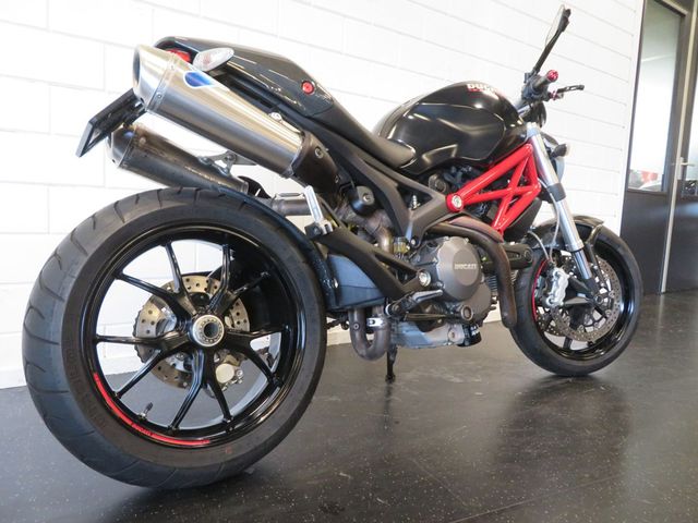 ducati - 796-monster