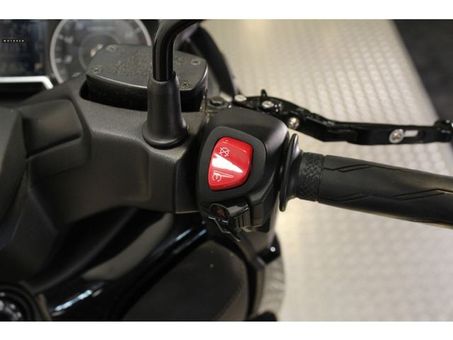 yamaha - x-max-400-iron-max-abs