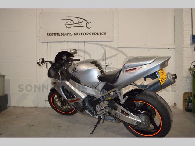 honda - cbr-900-rr-fireblade