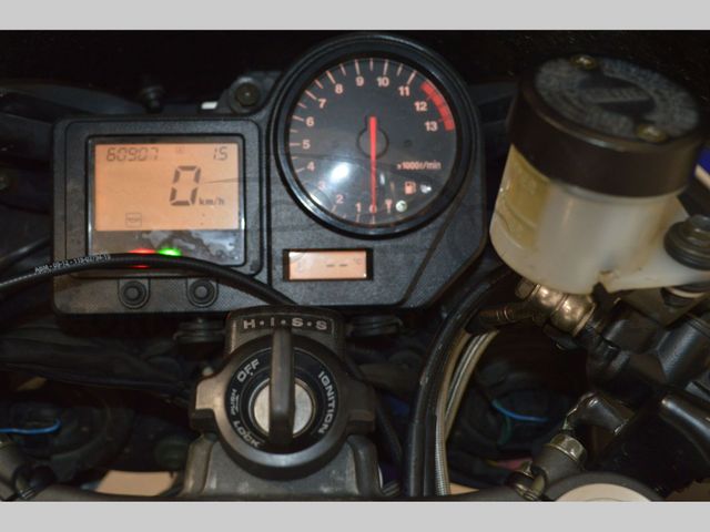 honda - cbr-900-rr-fireblade