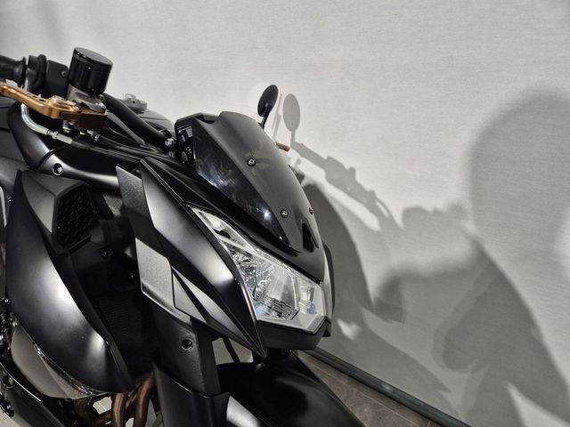 kawasaki - z1000-abs