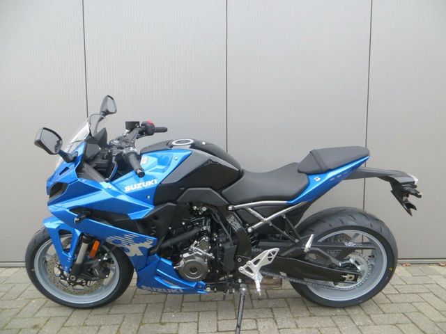 suzuki - gsx-8r