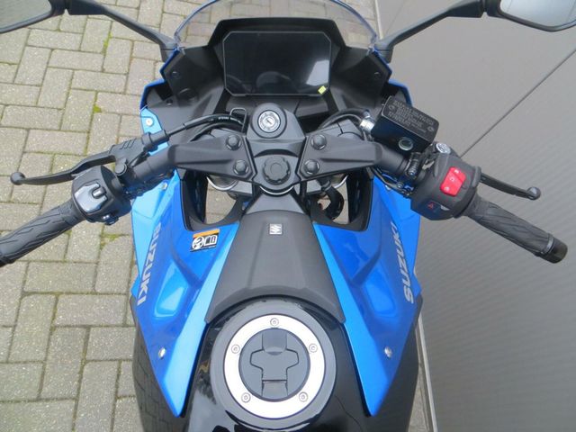 suzuki - gsx-8r