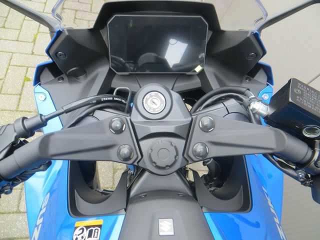 suzuki - gsx-8r