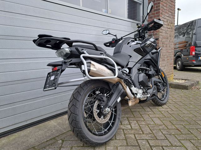 cfmoto - 700-mt-adventure