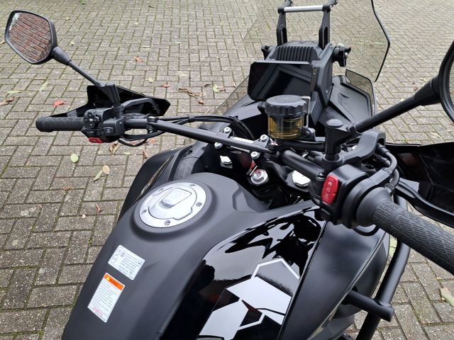 cfmoto - 700-mt-adventure