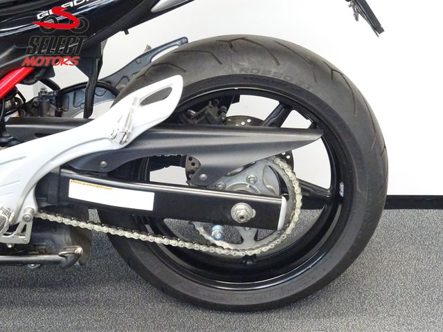 suzuki - sfv-650-gladius