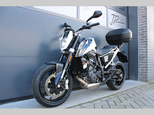 ktm - 690-duke