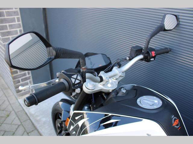 ktm - 690-duke
