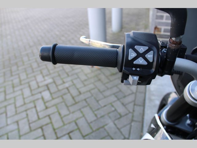 ktm - 690-duke