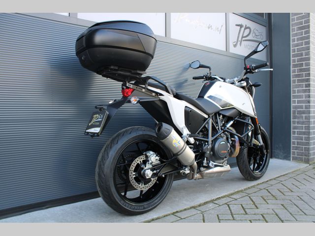 ktm - 690-duke