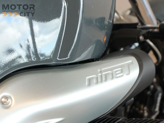 bmw - r-nine-t-pure