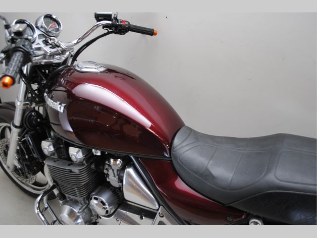 kawasaki - zephyr-1100