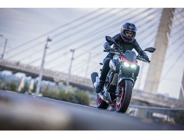 kawasaki - z500-se