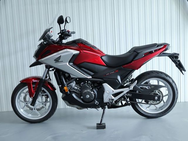 honda - nc-700-x-dct