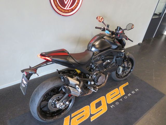 ducati - monster-plus