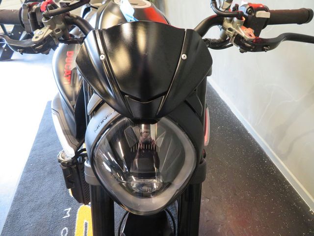 ducati - monster-plus