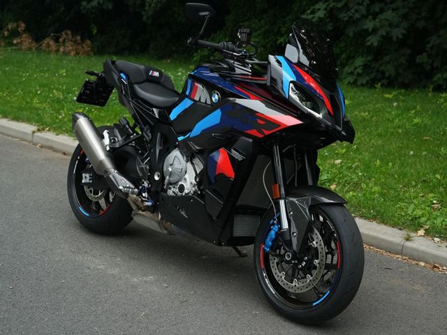 bmw - m-1000-xr