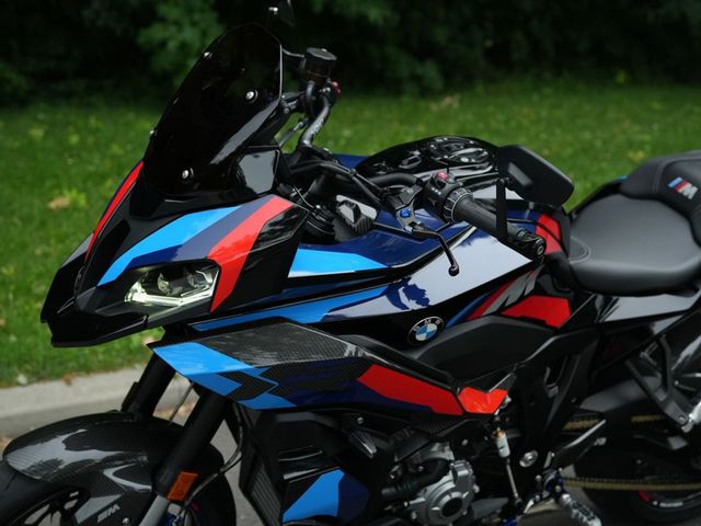 bmw - m-1000-xr