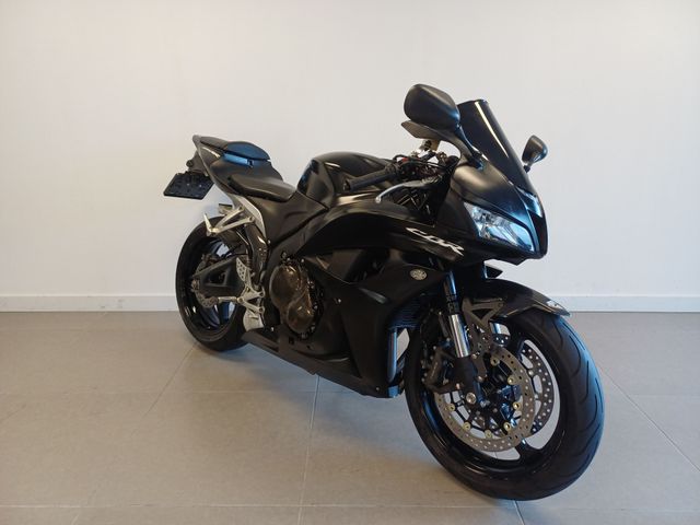 honda - cbr-600-rr