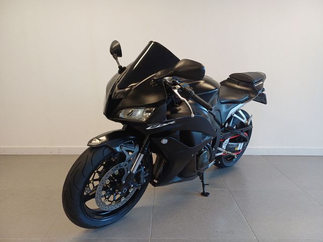 honda - cbr-600-rr