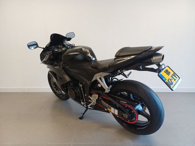 honda - cbr-600-rr