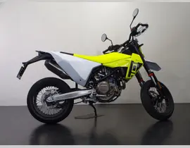Husqvarna 701 Supermoto 2026 nieuw