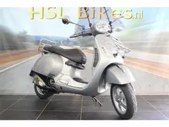 Vespa GTS 300 i.e. Touring 2013 occasion – foto 6 van 9