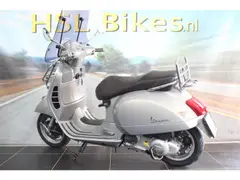 Vespa GTS 300 i.e. Touring 2013 occasion – foto 7 van 9