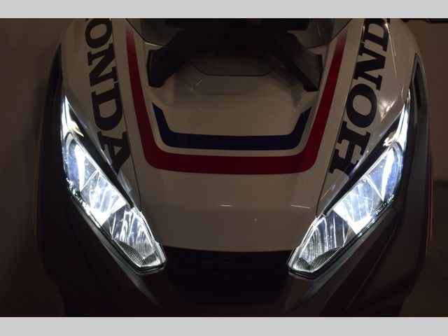 honda - x-adv