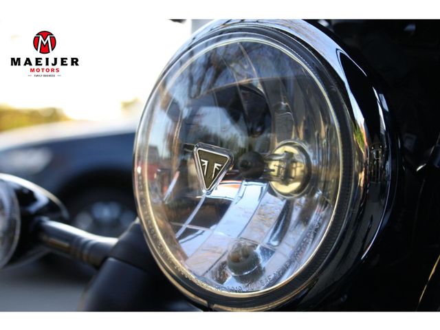 triumph - bonneville-bobber