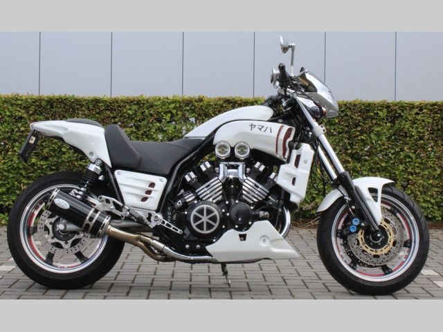 yamaha - vmx-1200-v-max