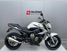 Yamaha XJ 6 N / Diversion 2011 occasion