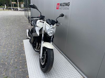 YAMAHA XJ 6 N / DIVERSION – foto 4
