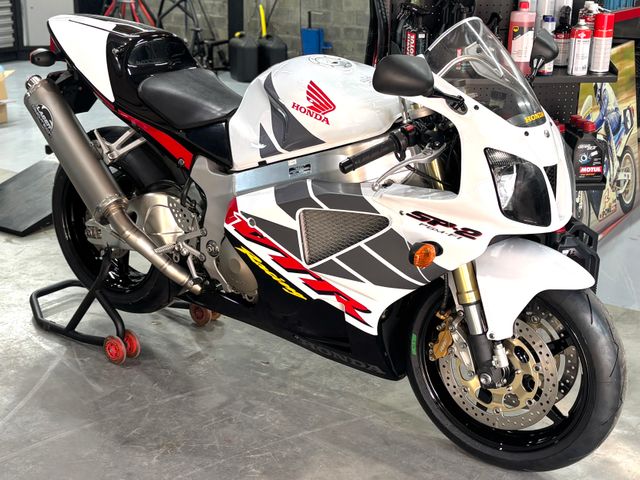honda - vtr-1000-sp-2