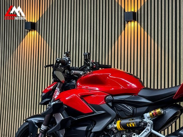 ducati - streetfighter-v2