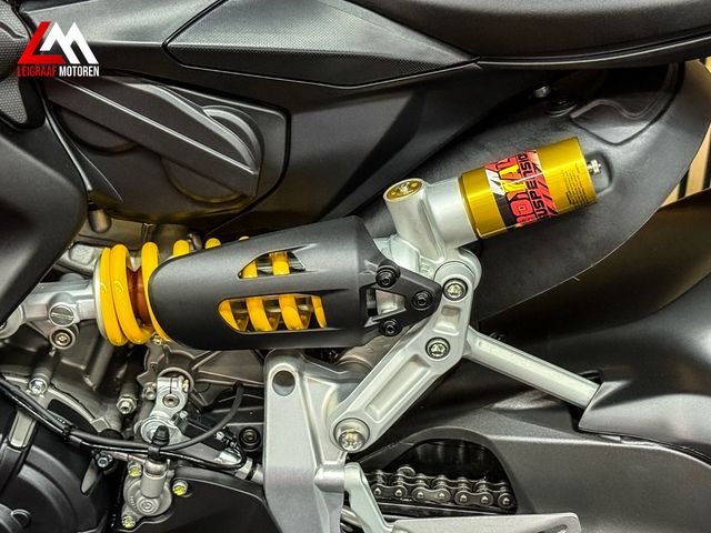ducati - streetfighter-v2