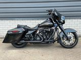 HARLEY-DAVIDSON STREET GLIDE FLHX