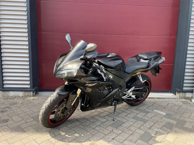 yamaha - yzf-r1