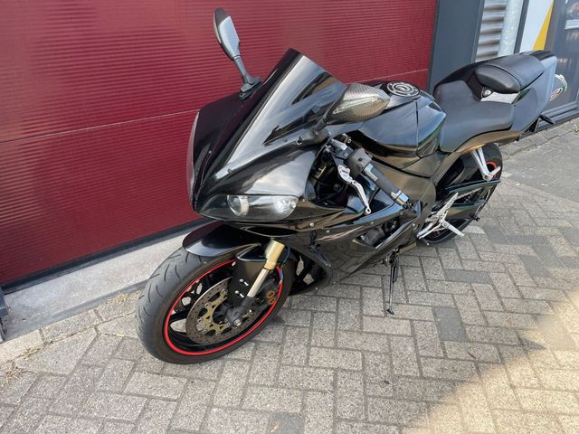 yamaha - yzf-r1