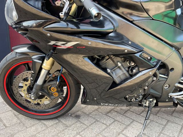 yamaha - yzf-r1