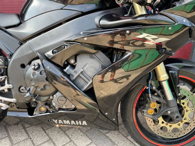 yamaha - yzf-r1