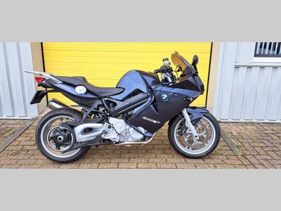 BMW F 800 ST – foto 2