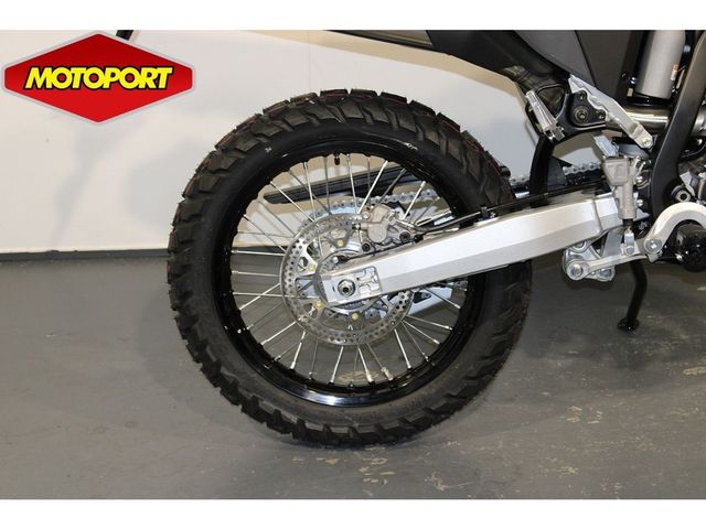 suzuki - dr-z-400-s