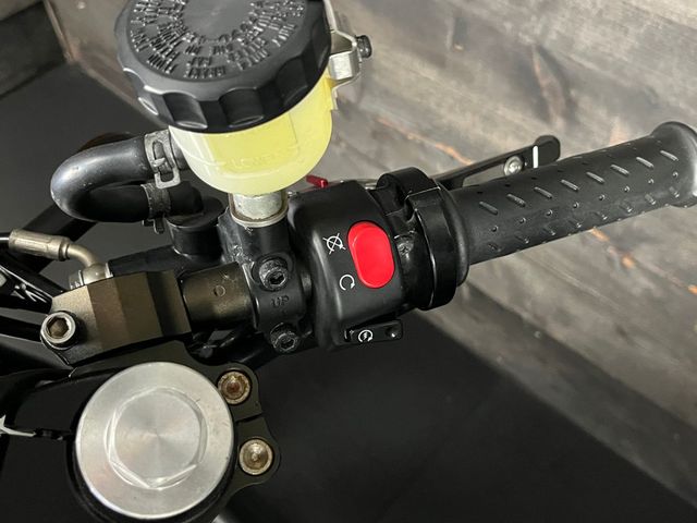 triumph - bonneville-t-100-c