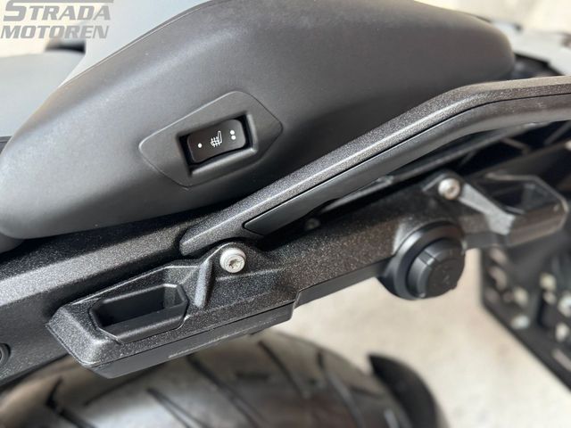 bmw - r-1300-gs-triple-black